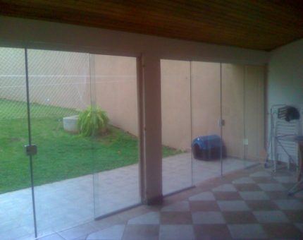 Porta de vidro – Cliente particular em Curitiba